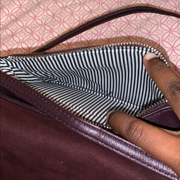 Small purse with strap - Picture 3 of 4